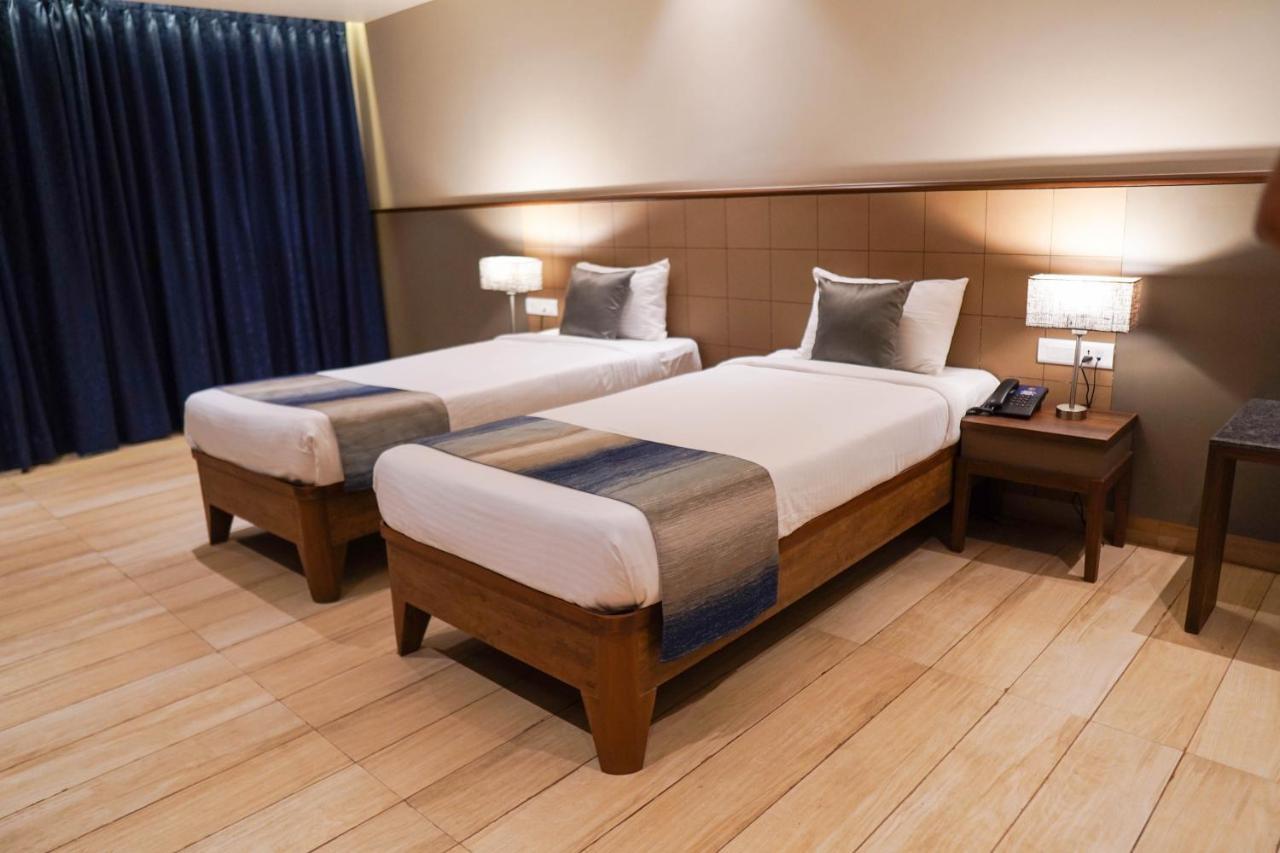 Cosmique Clarks Inn Suites Goa Madgaon Esterno foto