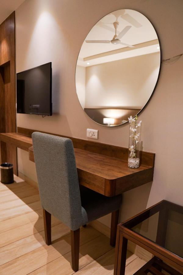 Cosmique Clarks Inn Suites Goa Madgaon Esterno foto