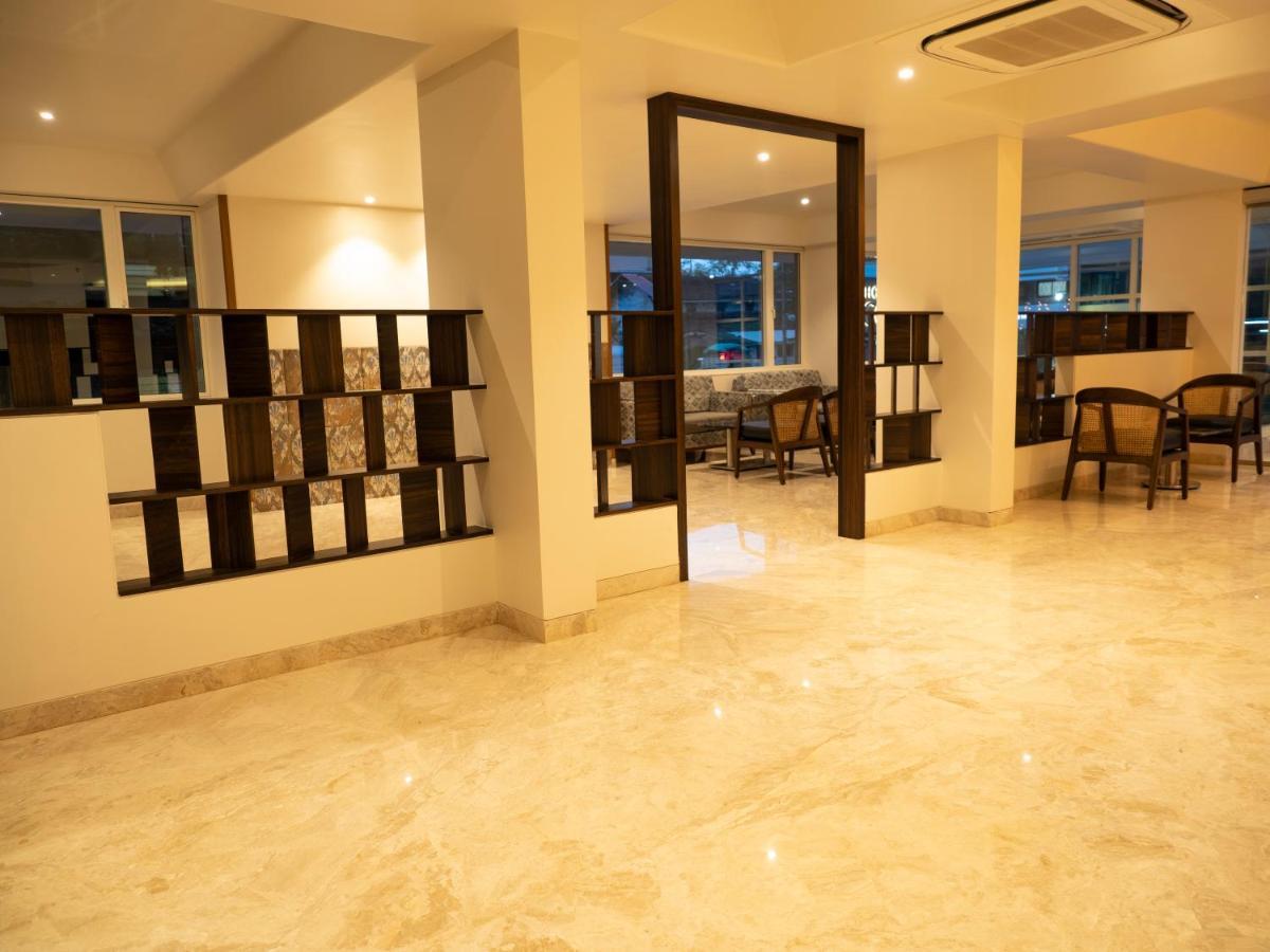 Cosmique Clarks Inn Suites Goa Madgaon Esterno foto